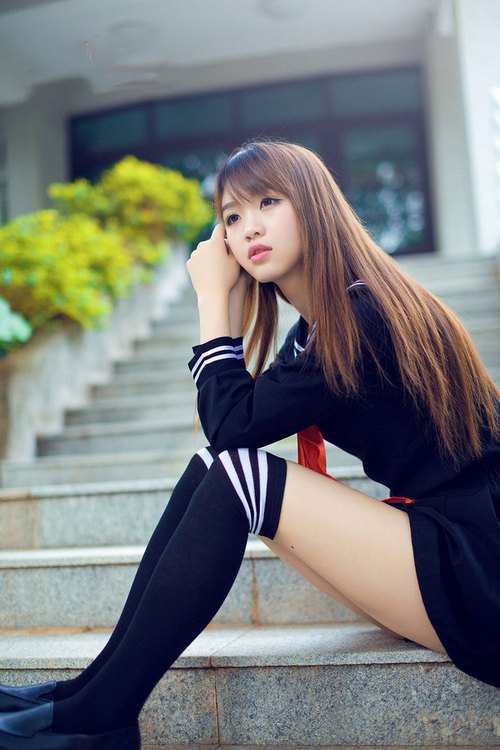 九游娱乐(jiuyou)官方网站-里昂调整战术阵型，里昂队套