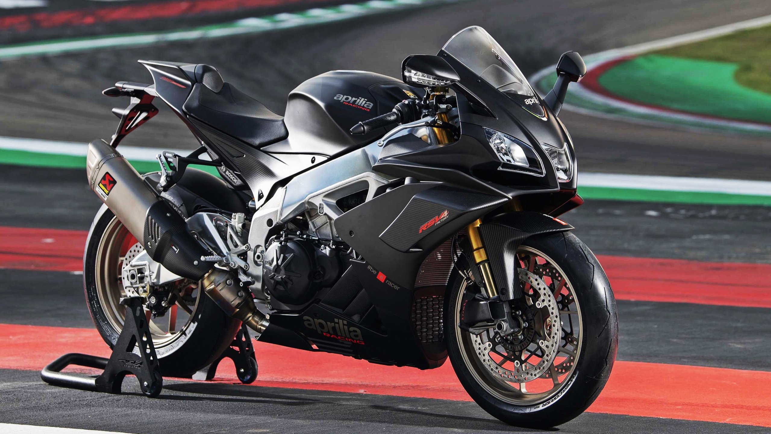 九游-欧冠“十六强”对阵：最强球队赛事直击，谁能突围成功？