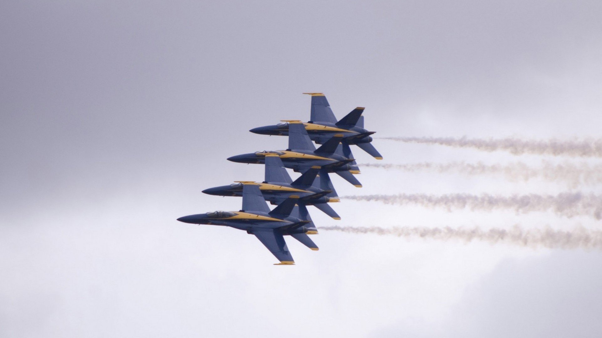 混合泳项目瑞士选手表现均衡,混合泳比赛视频